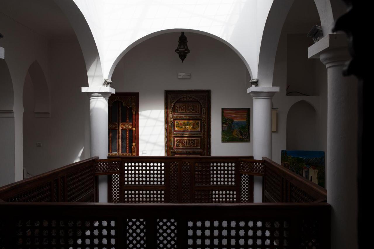 The Riad Hostel Танжер Екстериор снимка