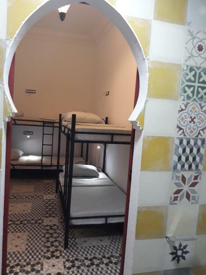 The Riad Hostel Танжер Екстериор снимка