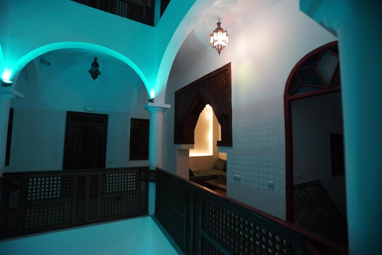 The Riad Hostel Танжер Екстериор снимка