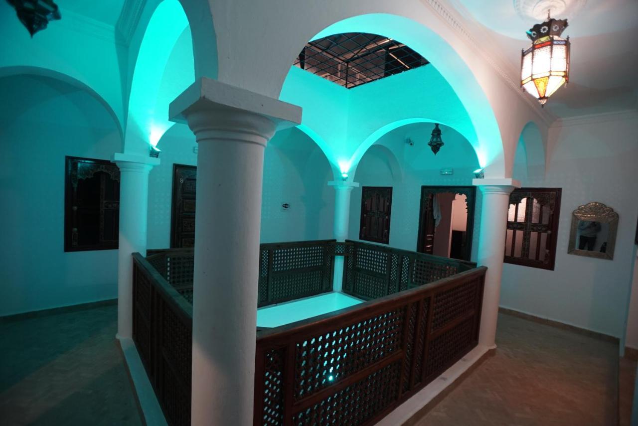 The Riad Hostel Танжер Екстериор снимка