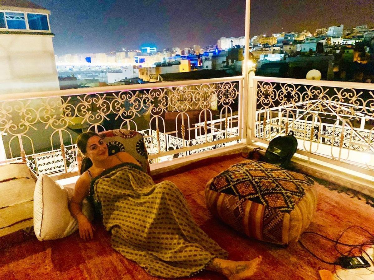 The Riad Hostel Танжер Екстериор снимка