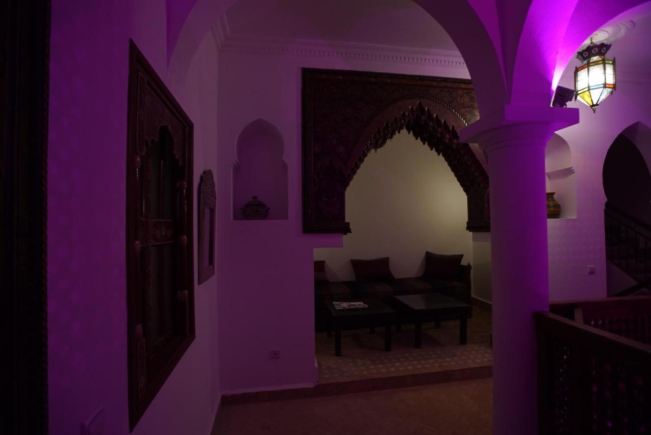 The Riad Hostel Танжер Екстериор снимка